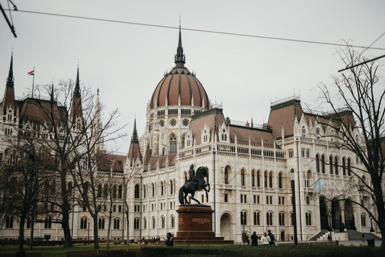 Parliament Exclusive Gallery Budapest Exterior photo