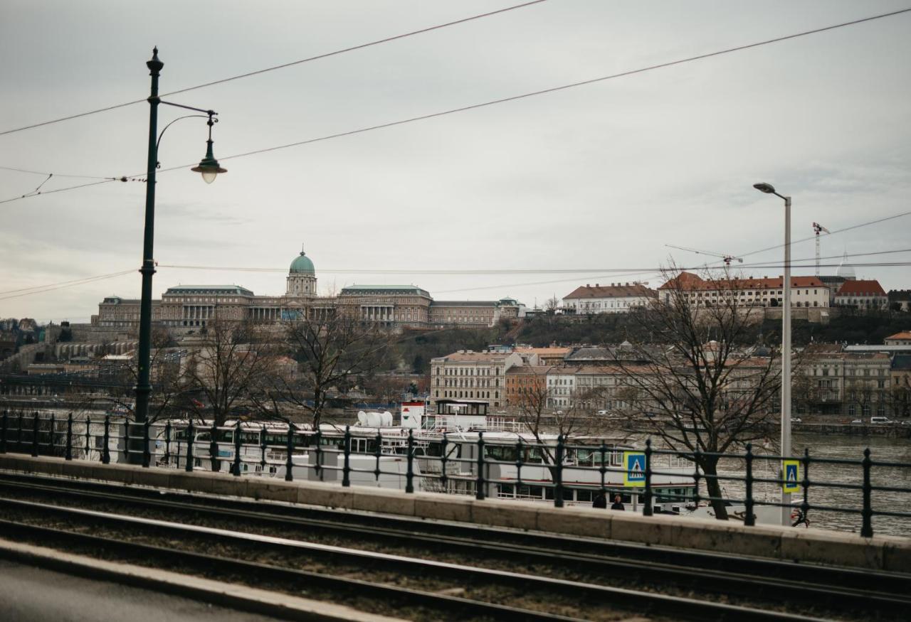 Parliament Exclusive Gallery Budapest Exterior photo