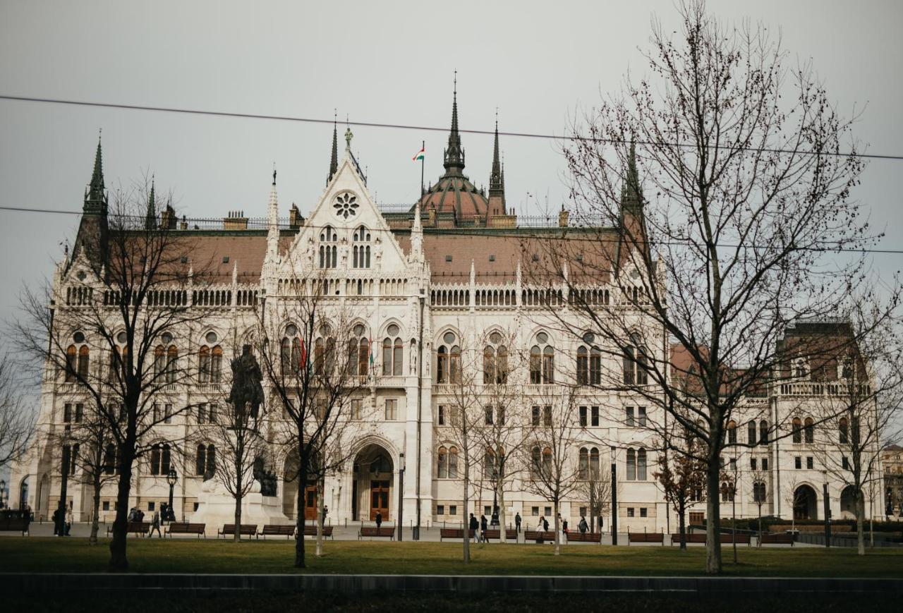 Parliament Exclusive Gallery Budapest Exterior photo